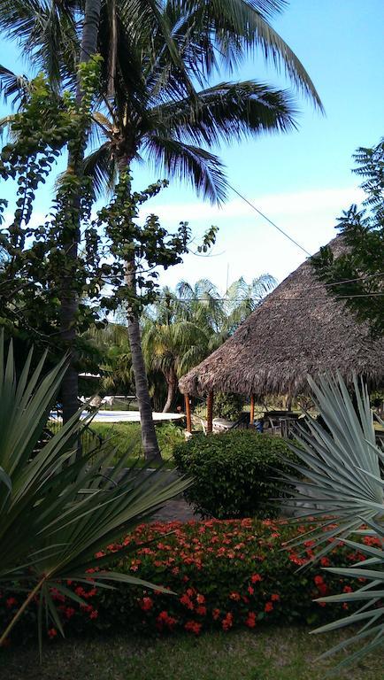 Hotel Hacienda De Melaque San Patricio Melaque Exterior photo