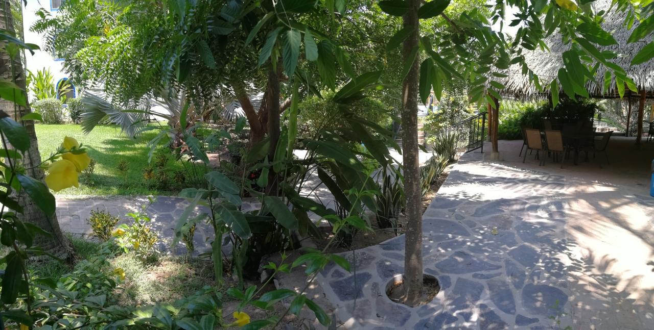 Hotel Hacienda De Melaque San Patricio Melaque Exterior photo